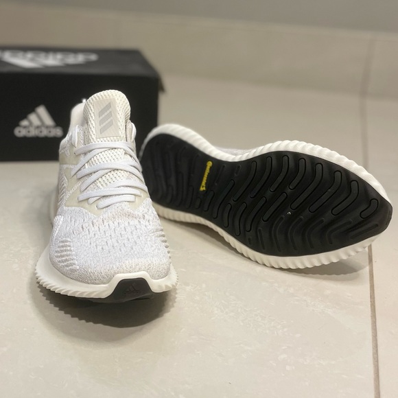 ADIDAS alphabounce beyond - Picture 4 of 5